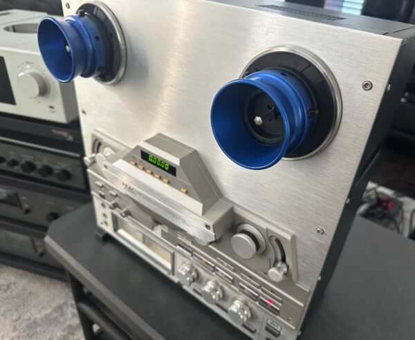 Teac X-2000R Reel-to-Reel Tape Deck – Professional 4-Track Stereo Recorder - Image 3