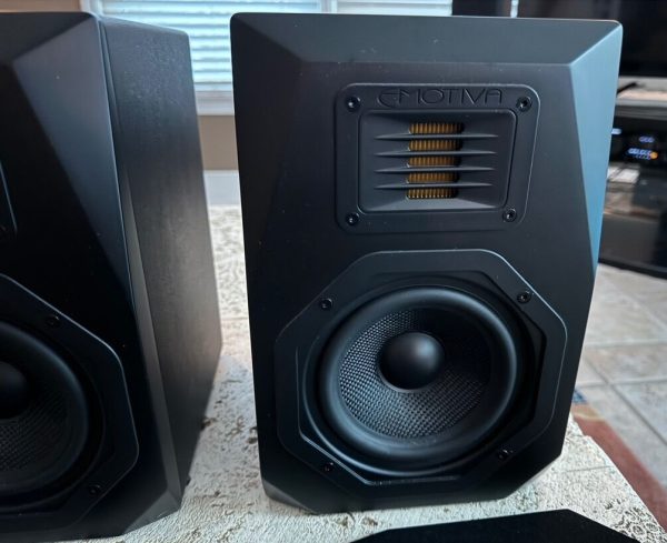 Emotiva B1+ bookshelf speakers - Image 3