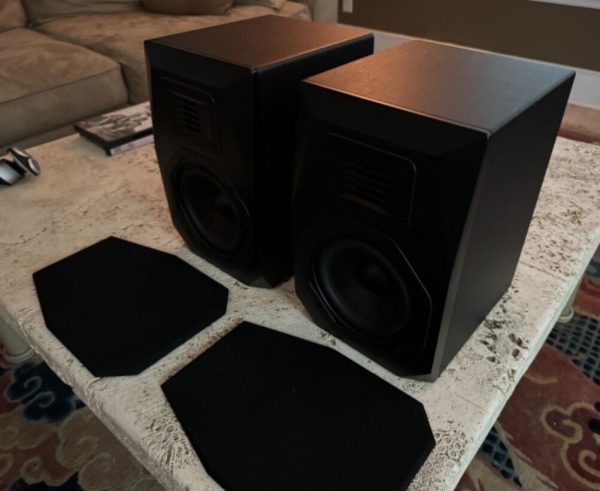 Emotiva B1+ bookshelf speakers - Image 4