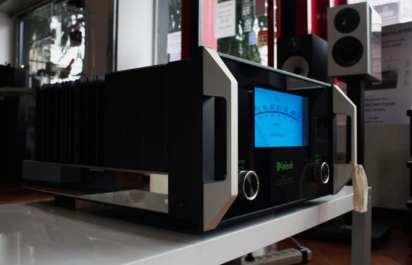 McIntosh MC611 Power Amplifiers PAIR - Image 5