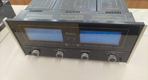 McIntosh MC7270 Power Amplifier 270W x2 Stereo